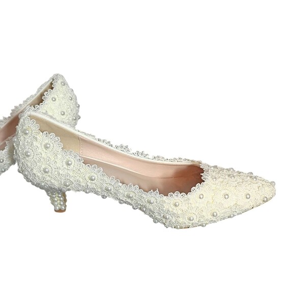 Crystal Queen Lace Daisy‎ & Pearl White Womens Heel Bridal Shoes Elegant 6.5 - Picture 6 of 14